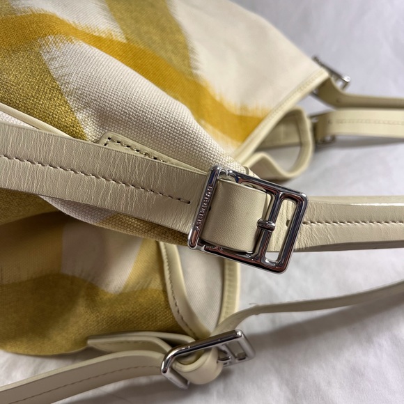 BURBERRY Off White Canvas and Different Hues of Yellow Lines Tote Shoulder Bag - Picture 6 of 17